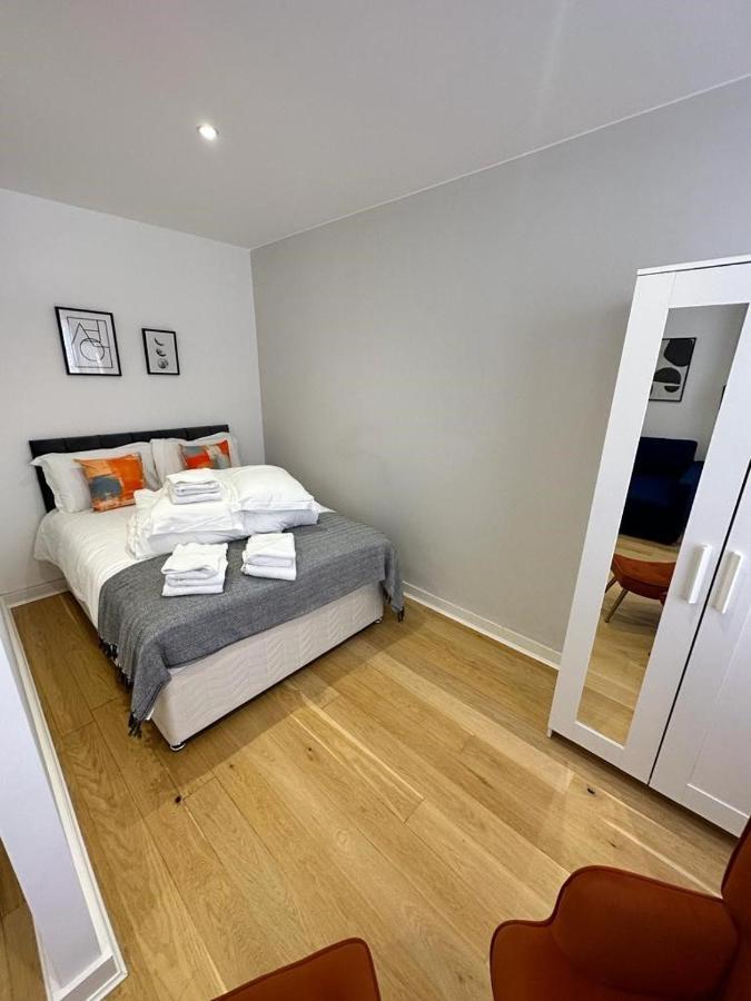 2A Soho Studios By Indigo Flats Sleeps 4 London Eksteriør bilde